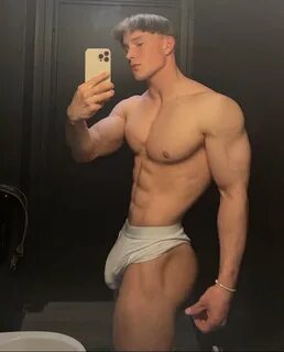 Who raises 🫢 my boxers a little more?🥵 t.coE6dQbVG8u5 