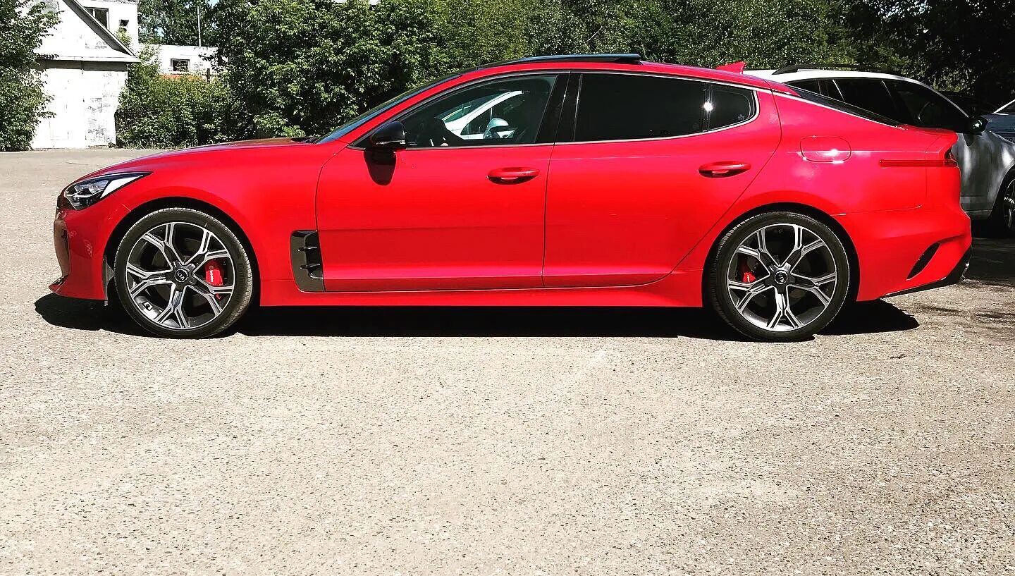 Киа стингер купить в москве. Kia Stinger 3.3. Kia Stinger 2011. Kia Stinger 370. Kia Stinger 3.3 Stage 3.