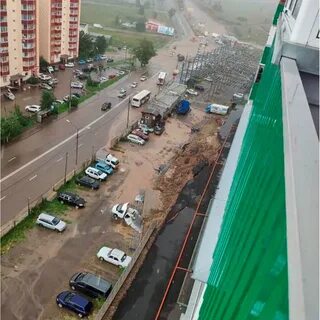 Упала подпорная стена