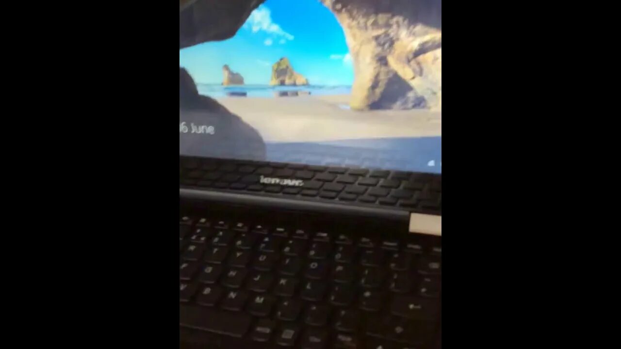 Запись экрана на леново. Lenovo yoga screen. экран для ноутбука lenovo. экран блокировки леново. моноблок lenovo yoga air.