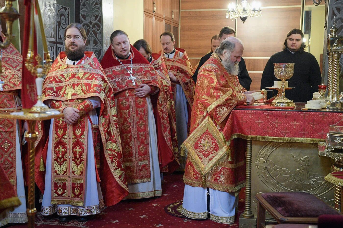 Настоятель храма Архангела Михаила в Сочи. Настоятель собора Архангела Михаила в Сочи.