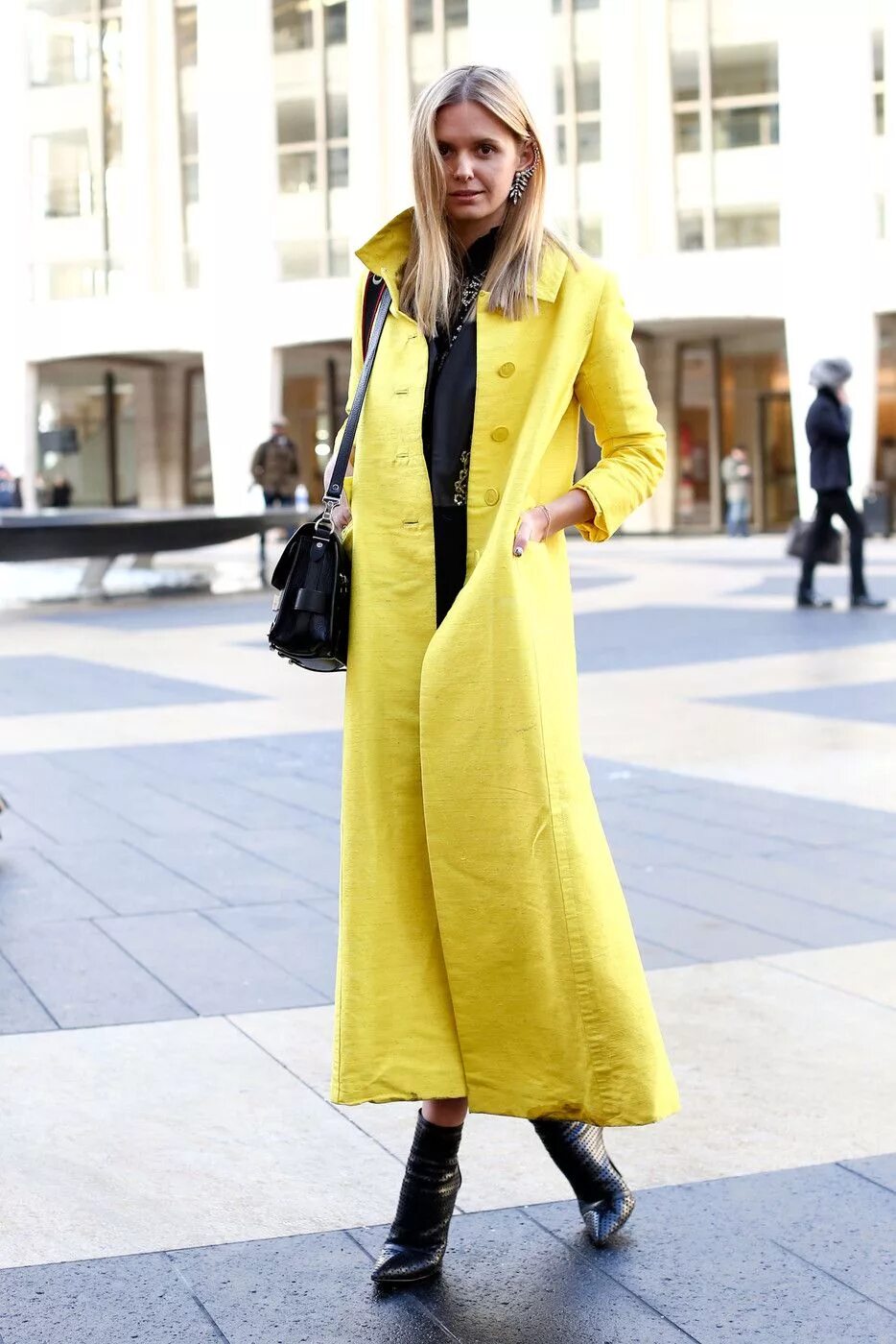 Желтое пальто с чем носить фото женское Fashion Studio Magazine: STREET FASHION LONDON