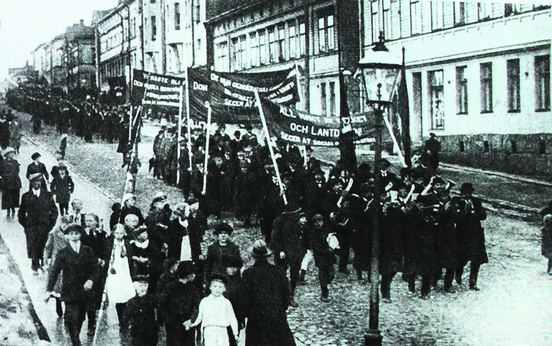 Революция 1917 года в Финляндии. Революция в Финляндии 1905. Независимость Финляндии 1917. Революция в Финляндии 1918. 3 революции xix в