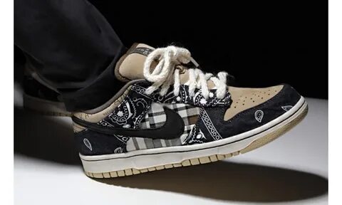 Nike dunk travis scott