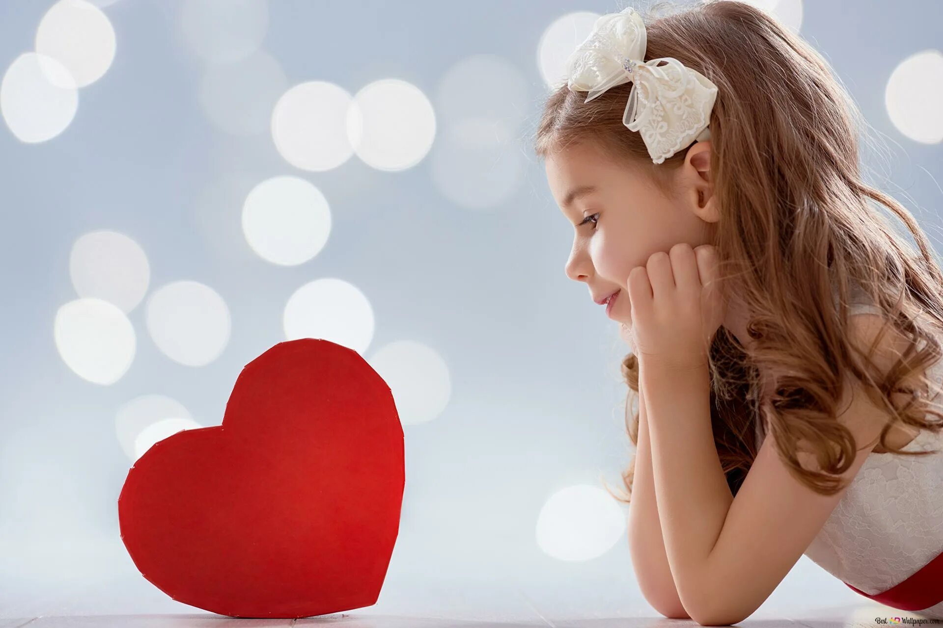 Сердечки девочка милашка. Аниме. Аниме сердечко. Зверушки с сердечками. Аниме девочка с сердечком.