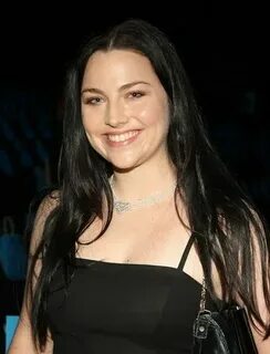 Жігіттер қоғамдық көлікте мастурбация жасайды порно