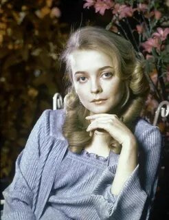 Porno trans qiz va yigitni sikadi