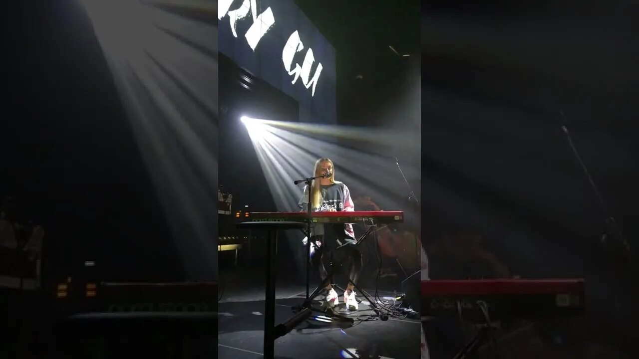 Mary gu концерт в москве 2022. Magnolia обложка. Mary gu магнолия. Mary gu магнолия минус. Mary gu.