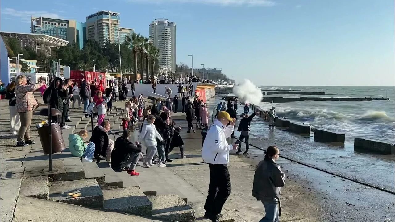 Погода в сочи 20 апреля. Сочи на январские. Фото Сочи сейчас 2022 года. Сочи сейчас фото 1.1.23. Как сейчас в Сочи погода фото сейчас 2022.