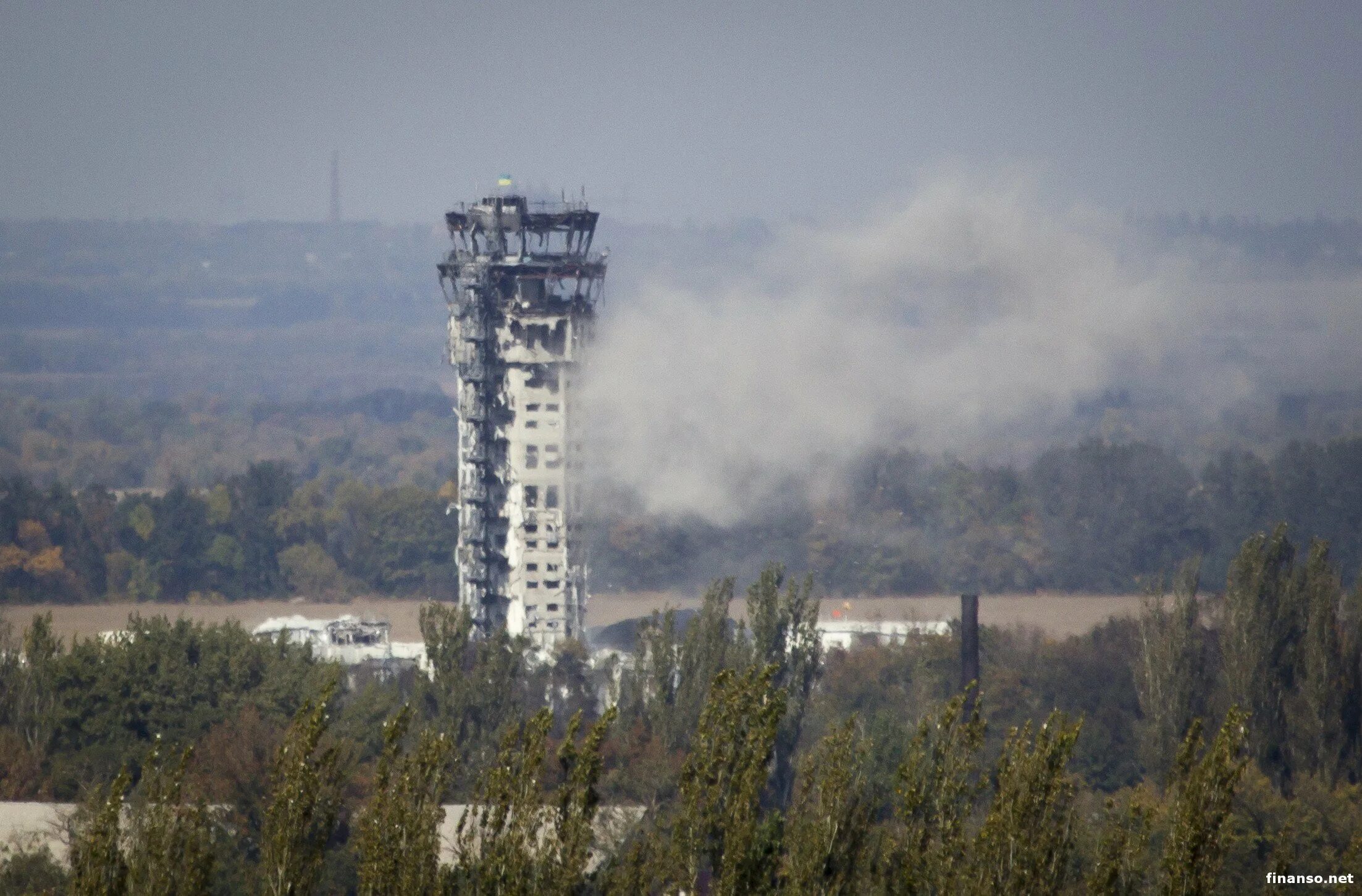 донецк центр города 2023. штурм донецкого аэропорта 2014. донецк лето 2021. аэропорт донецк башня. всу донецкий аэропорт 2014.