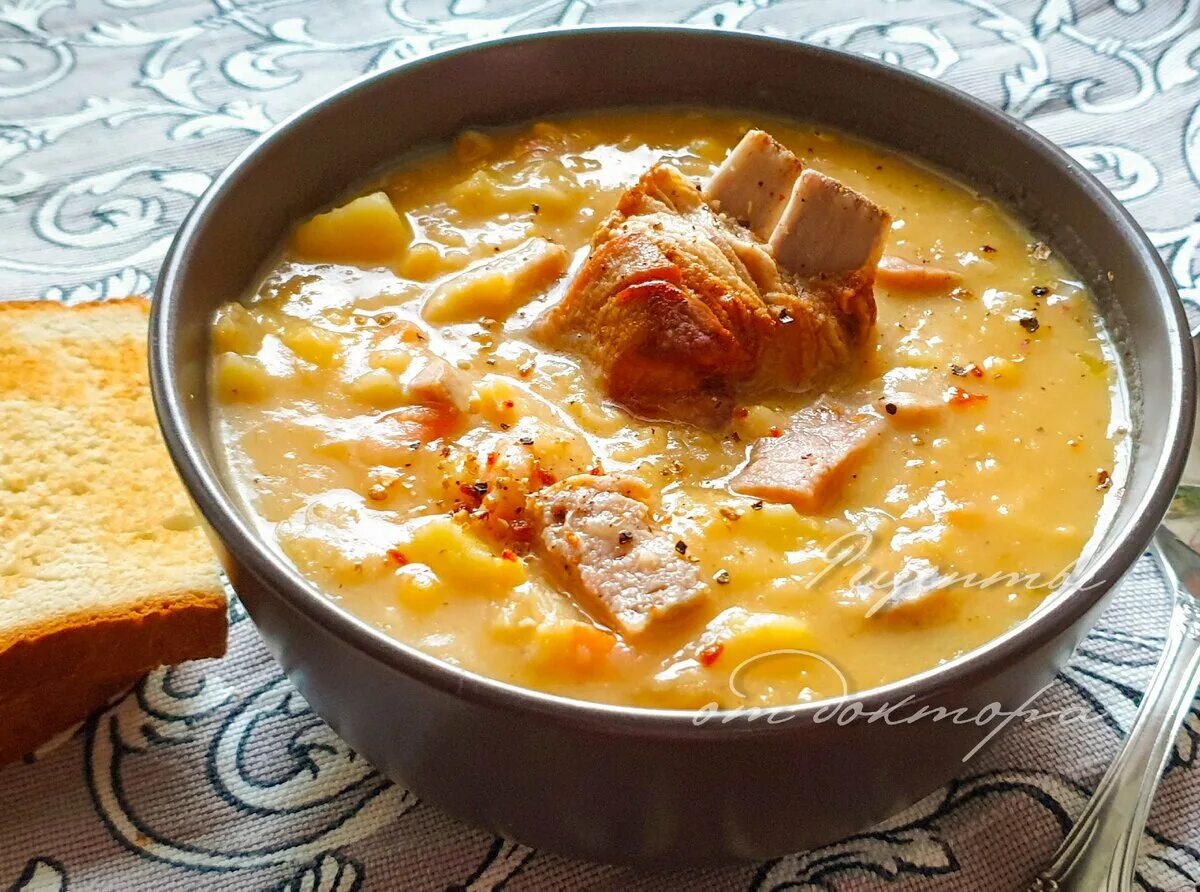 Гороховый суп в мультиварке пошаговый рецепт. Гороховый суп с мясом. гороховый суп с копченостями пюре. гороховый суп с ветчиной. гороховый суп с говядиной.