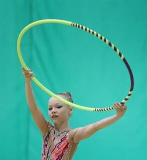 Спортивная гимнастика обруч