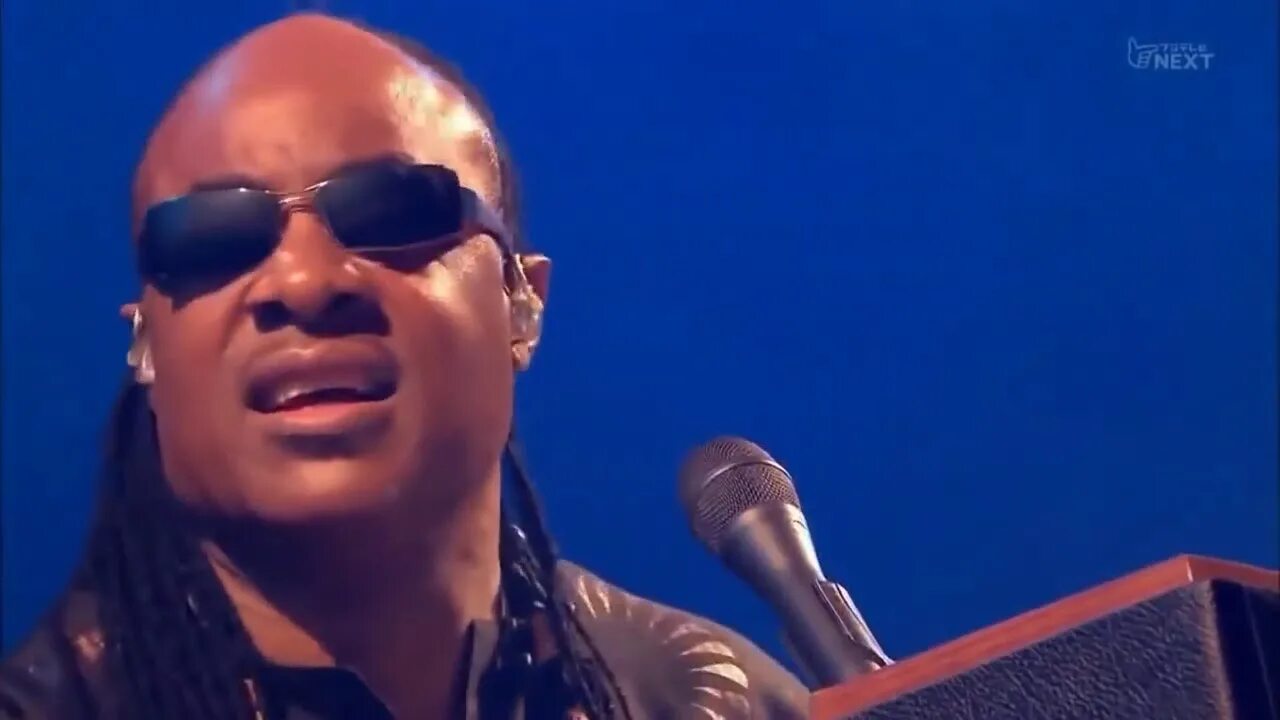 Stevie wonder i just say. Стиви уандер i just called to say. i just called to say i love you стиви уандер. stevie wonder live at glastonbury festival 2010 фото. i just called to say исполнители.