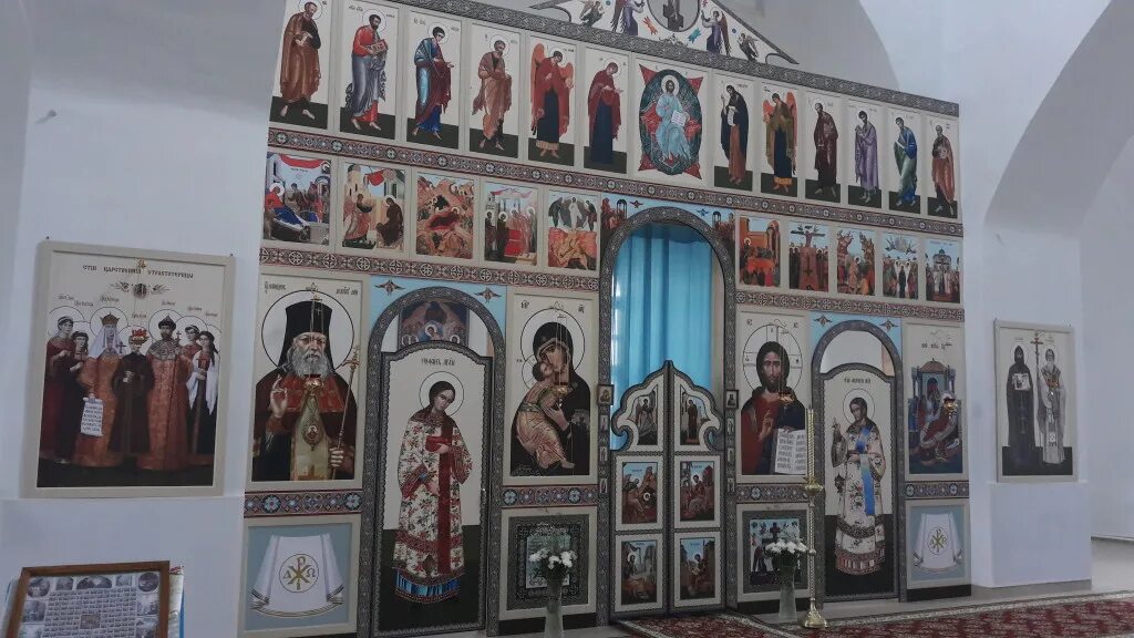 храм зосимы и савватия в гольяново внутри. богослужение в храме зосимы и савватия в гольянове. храм зосимы и савватия в гольяново расписание богослужений. храм преподобных зосимы и савватия в гольянове. храм преподобных зосимы и савватия в гольянове.