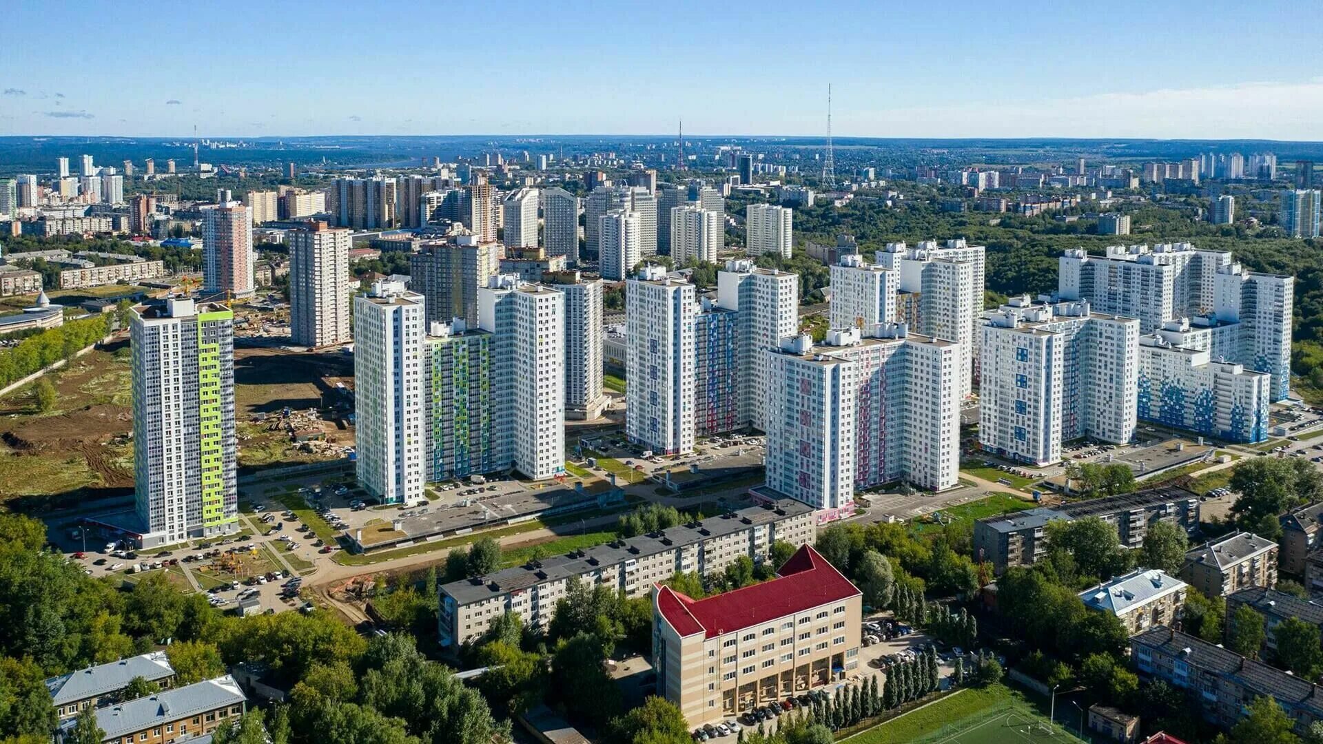 Микрорайон дом пермь. Жк арсенал пермь. пермь красные казармы арсенал. жк красные казармы пермь. пермь ул василия татищева арсенал.