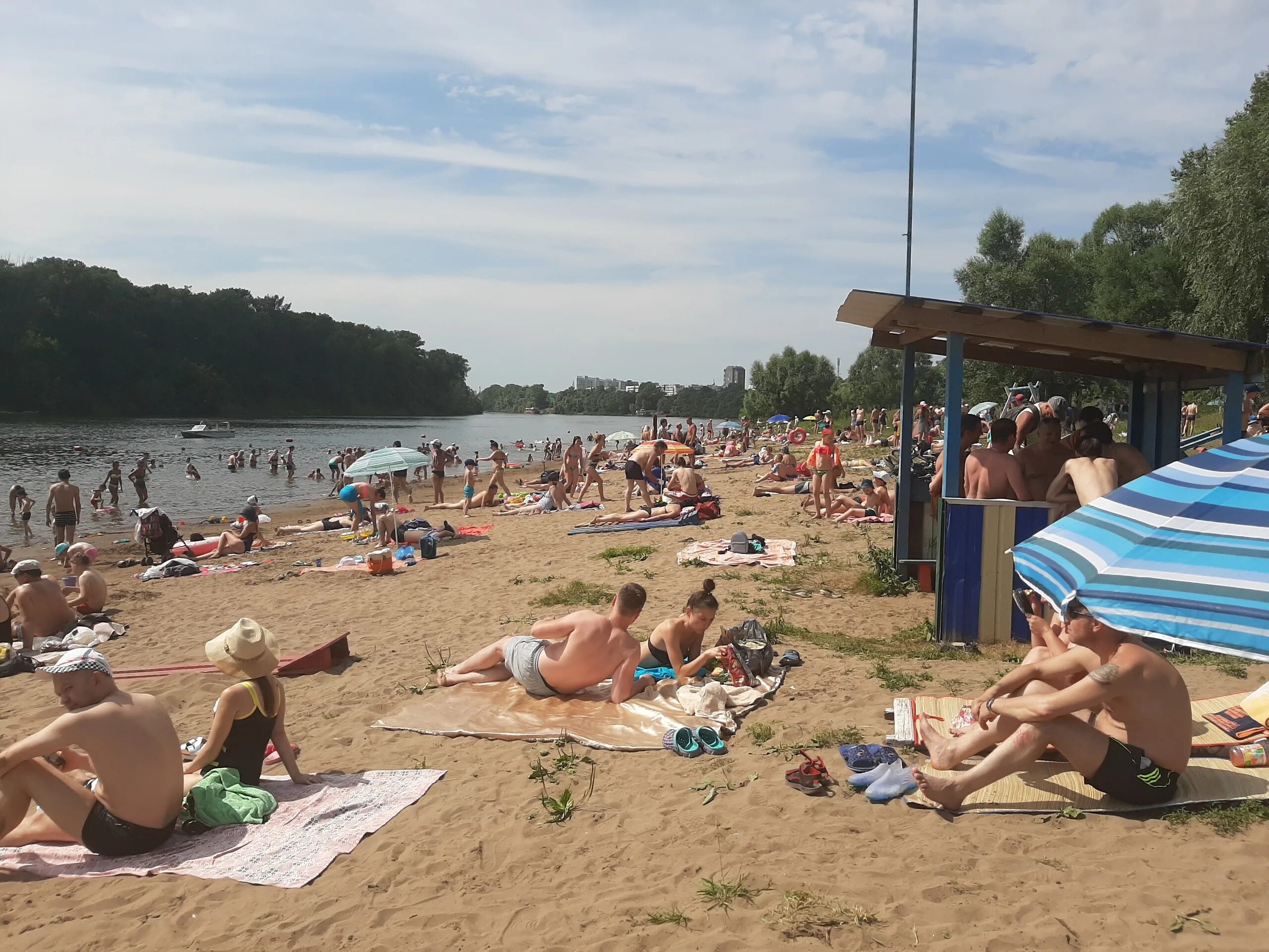 Куда можно отдохнуть в уфе. Ильмурзино база отдыха уфа. Лукоморье уфа михайловка пляж. Павловское водохранилище нуримановский район. Банное озеро уфа.