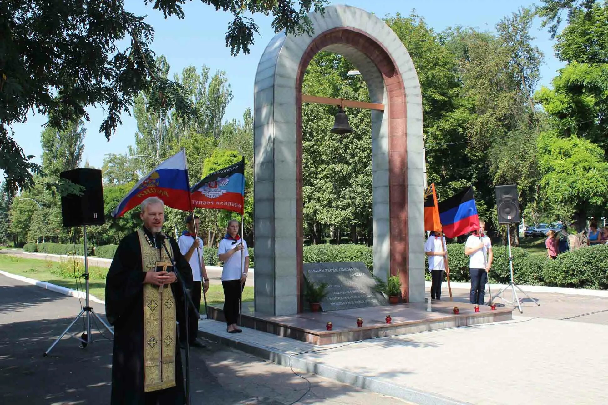 донбасс шахтерск. донецкая область город шахтерск-9. шахтерск площадь города. шахтерск днр. макеевка шахтерск.