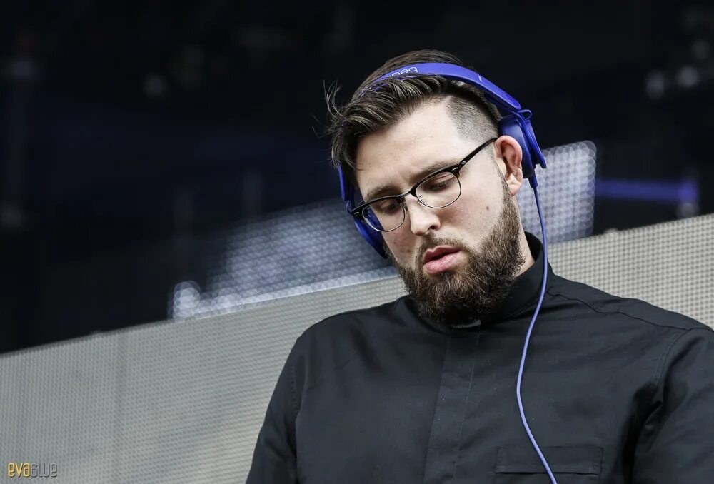 Культура джанглисты. Е в музыке. Французские dj 2015. Au producer. Estiva.