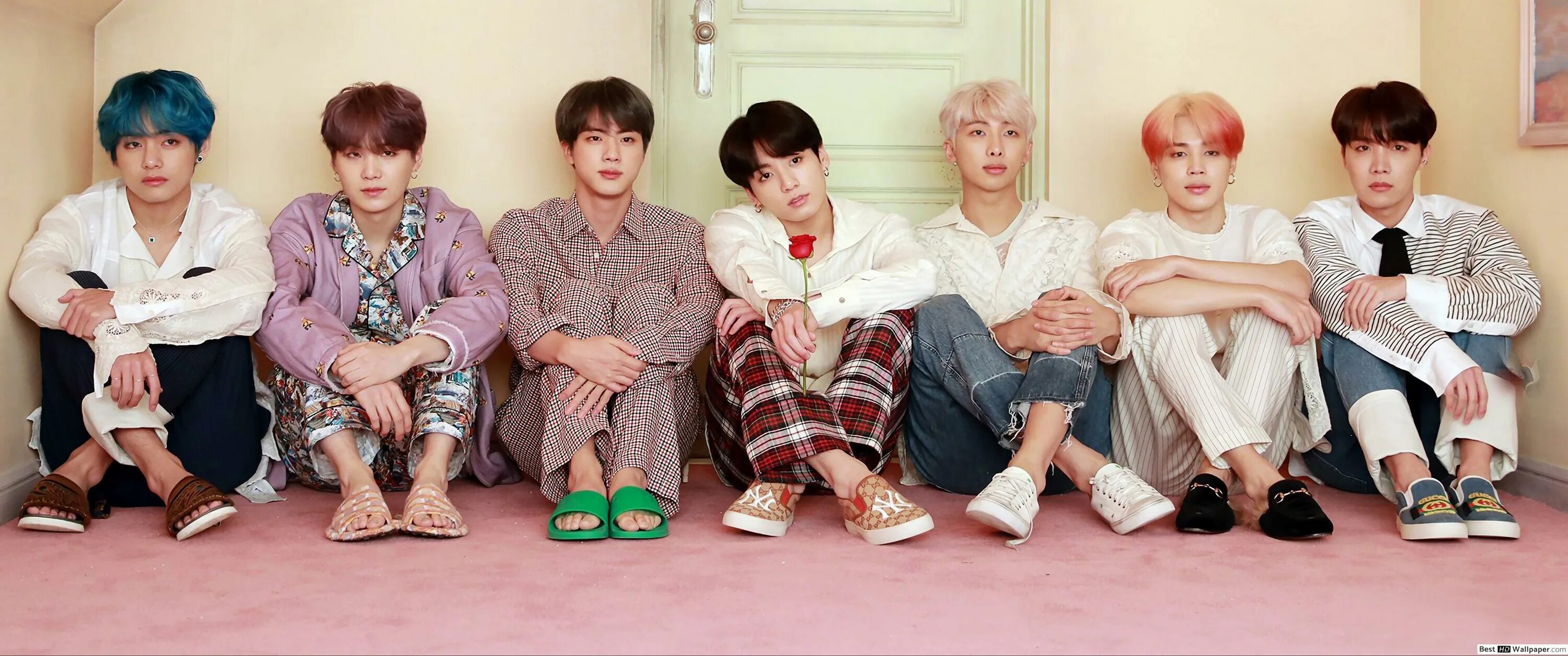 Рост артистов bts. Бтс фото 2010. Бтс ynwa. Бтс dope. Run bts постер.