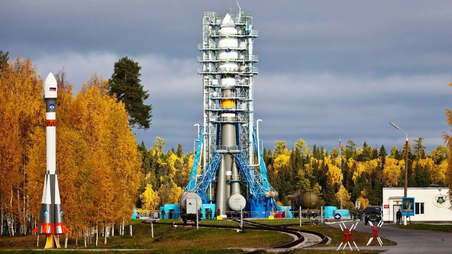 Космодром. Космодром мирный архангельская область. мирный архангельская область космодром плесецк. космодром плесецк архангельская область город мирный. город мирный архангельская область космодром.