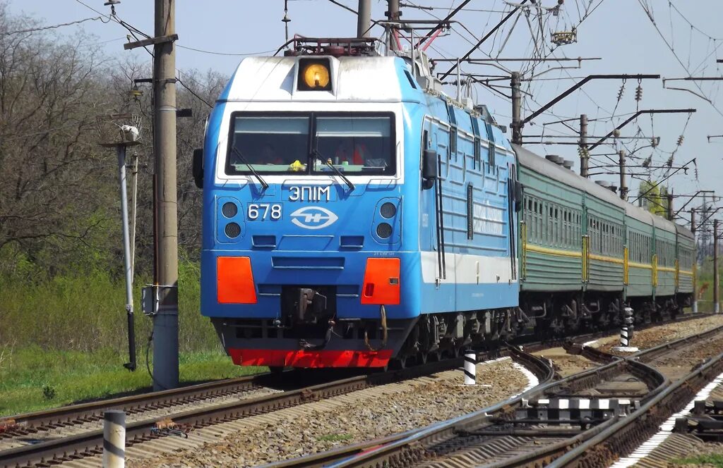 липецк нальчик поезд. поезд 579. поезд эльбрус 061с. эр2к 304. модель электровоза эп1м.