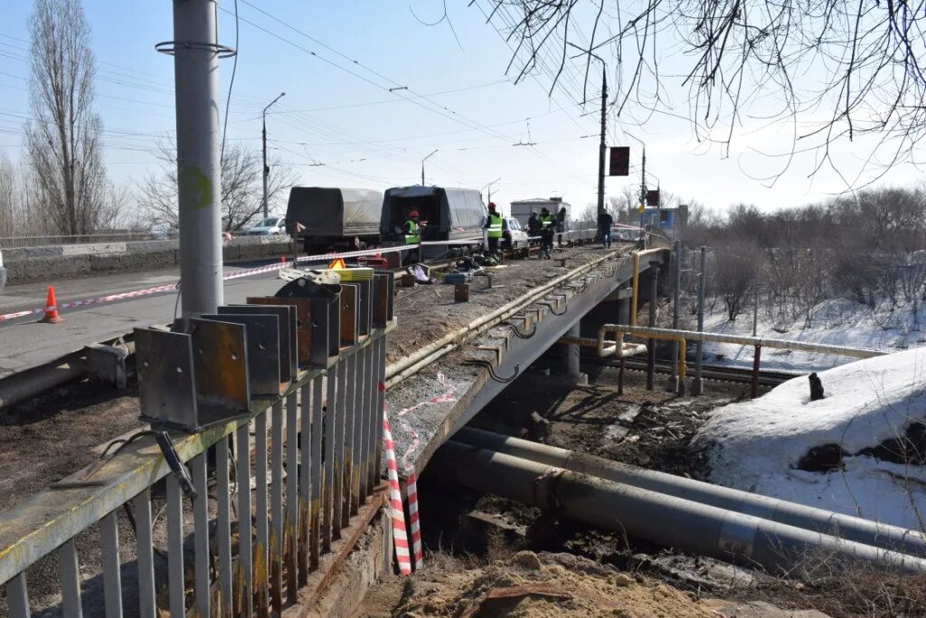 Обустройство путепровода. Инфраструктура Саратов. Проект путепровод Саратов заводской. Путепровод Алтынский. Проходим эстакаду