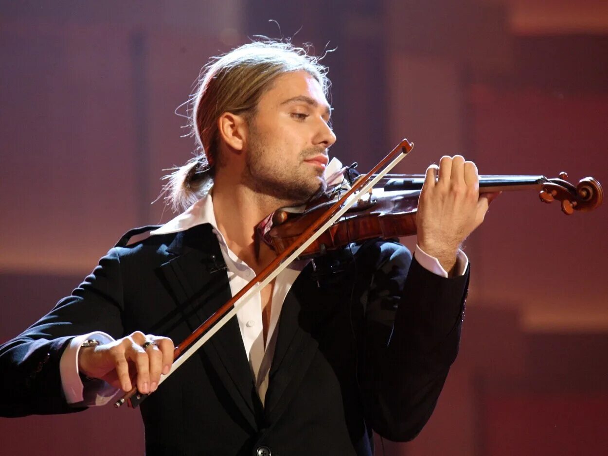 Classical исполнители