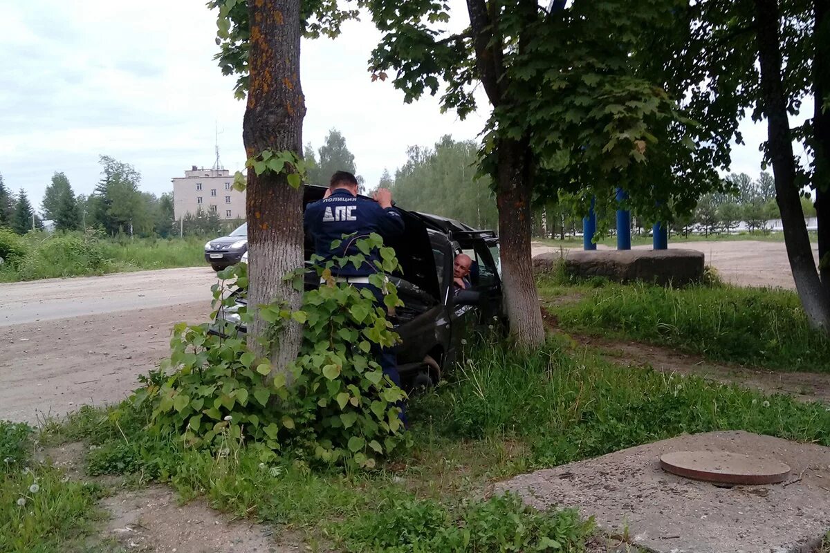 Ржев сейчас. Фото современной дороги в городе. Переезд. Дтп в осташковском районе. Водитель ржев.