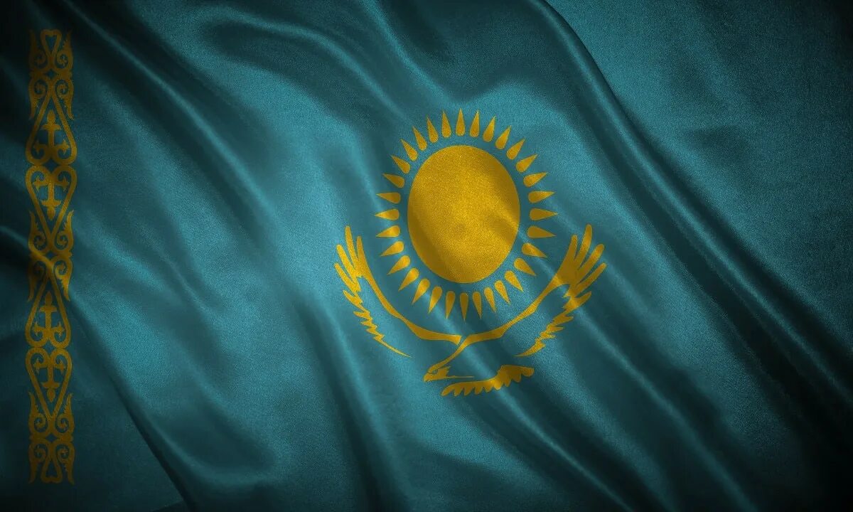 Развевающийся флаг казахстана. Флаг казахстана 2025. флаг северного казахстана. флаг казахстана фото. флаг украины и казахстана.