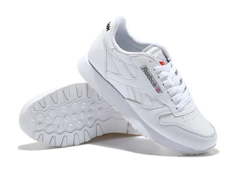 Кожаные кроссовки женские купить спб. Кроссовки Reebok Classic белые женские. Reebok Classic 2022. Reebok Classic Leather White. Кроссовки рибок женские белые кожаные.