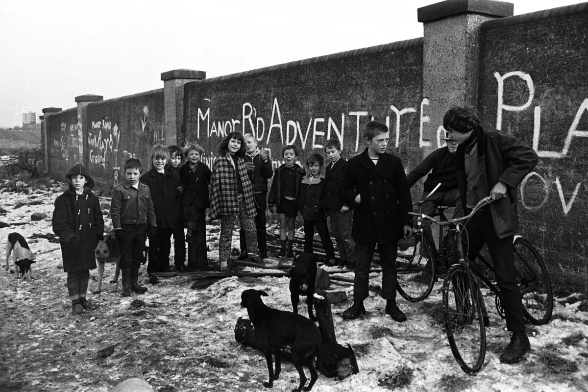 Ист энд. Ист энд Лондон. Окраины Лондона 1960 год ямайцы. The East end 1890е. Уроженец лондонского ист энда