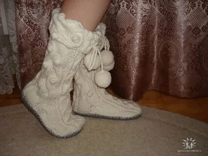 Сапожки из пряжи