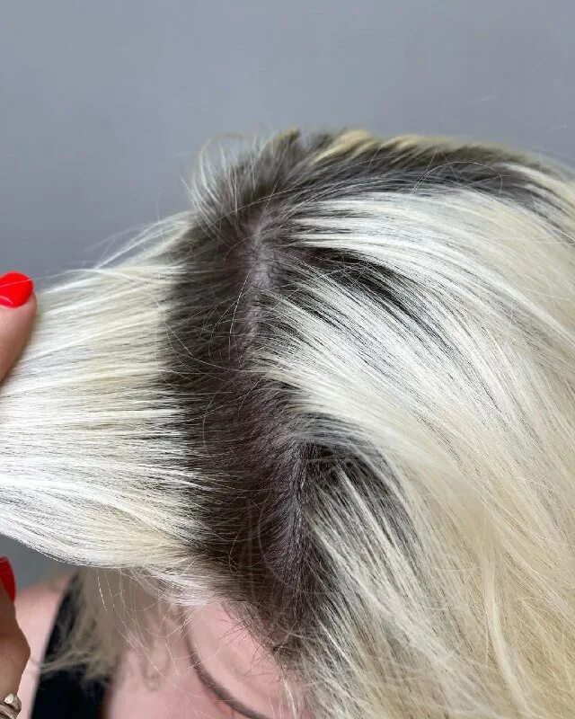 Обесцвечивание 12. 19. Берривелл 10. 87. Осветление на 12 оксиде в блонд.