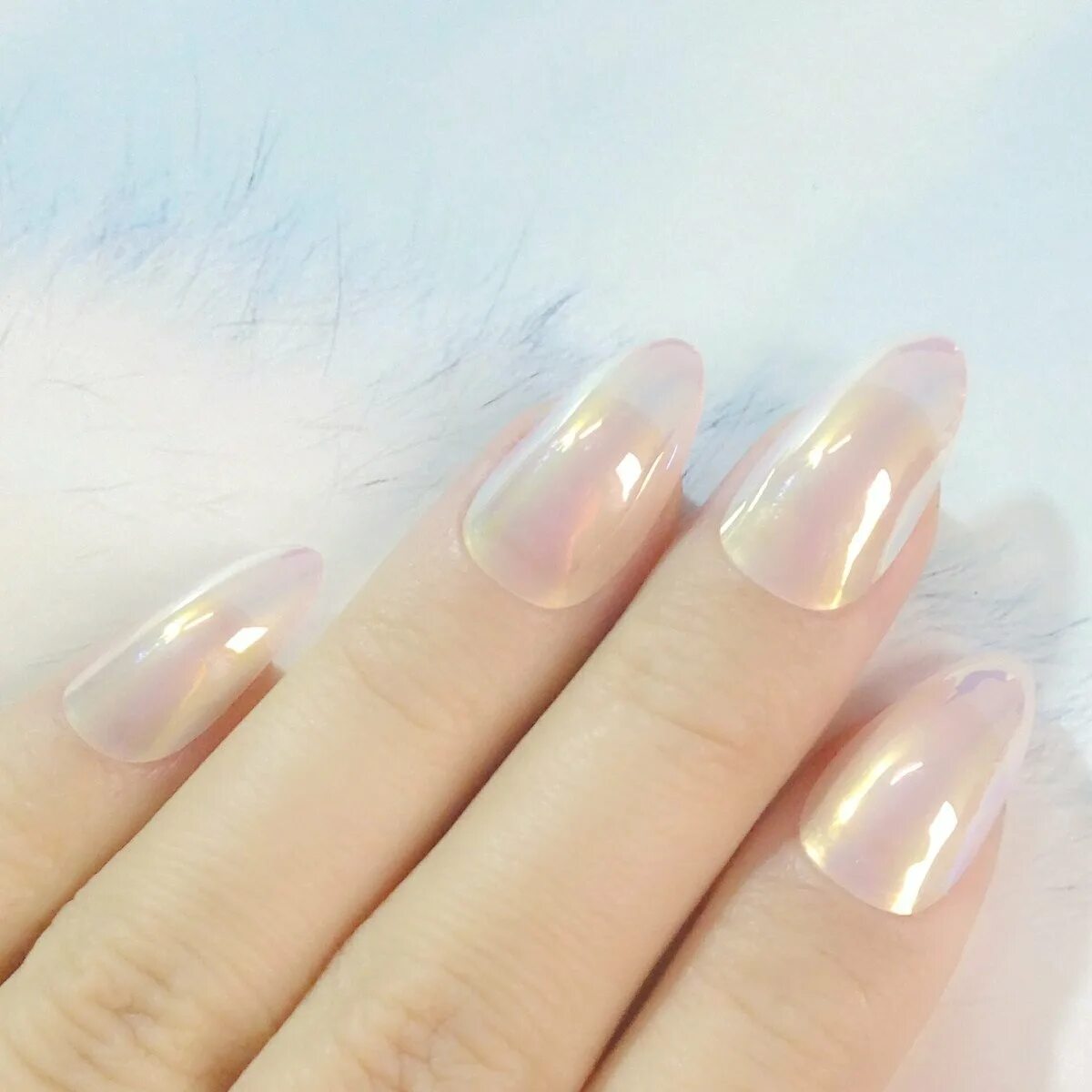 Почти прозрачная. Светлые тона для презентации. Клейкая пленка прозрачная. Почти прозрачная. Пеньюар beauty night bouquet white.