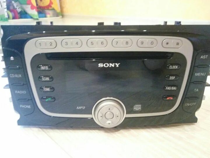 Sony ford mondeo