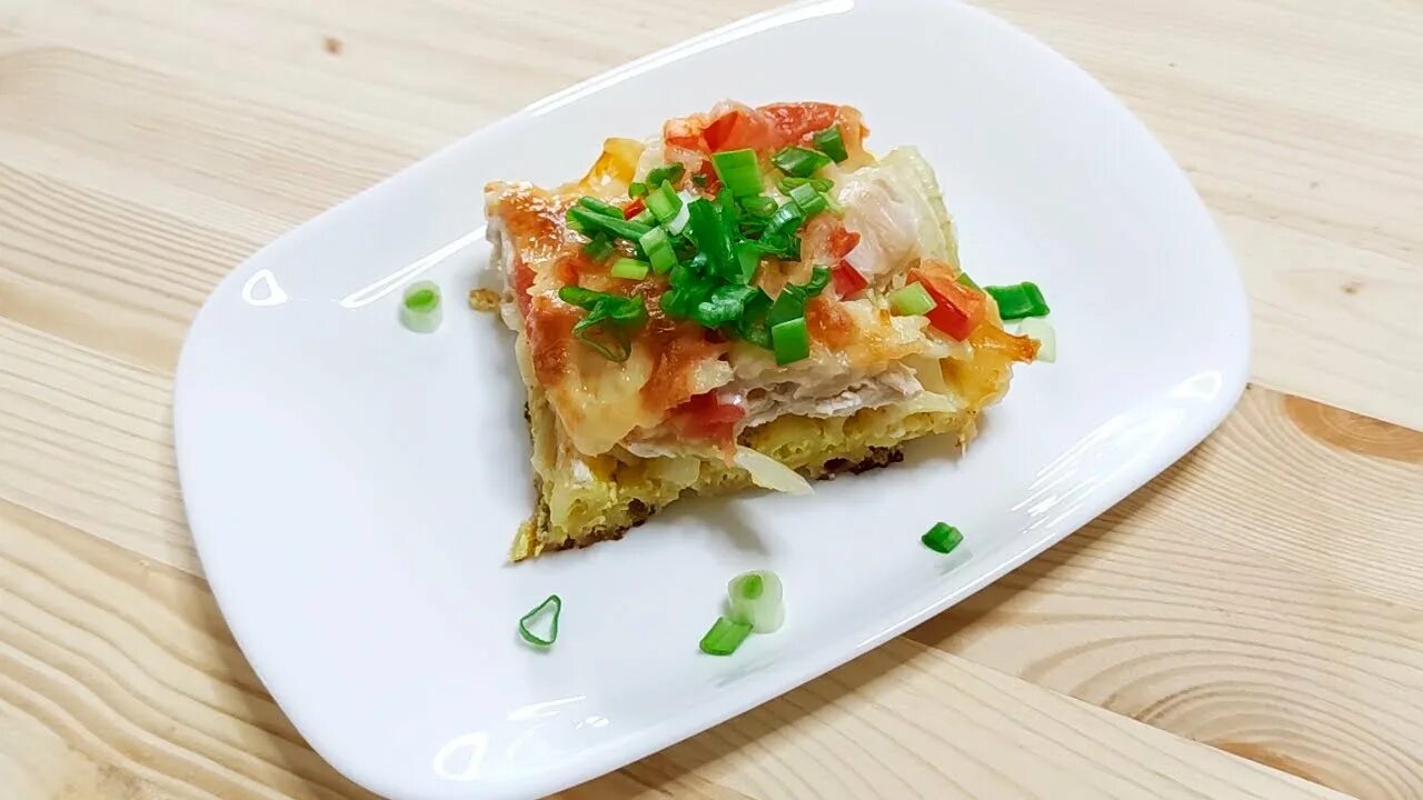 Запеканка с курицей и овощами. Макароны запеченные с сыром. Запеканка из макарон с курицей. Запеканка с курицей и овощами в духовке. Запеканка из макаронных изделий.