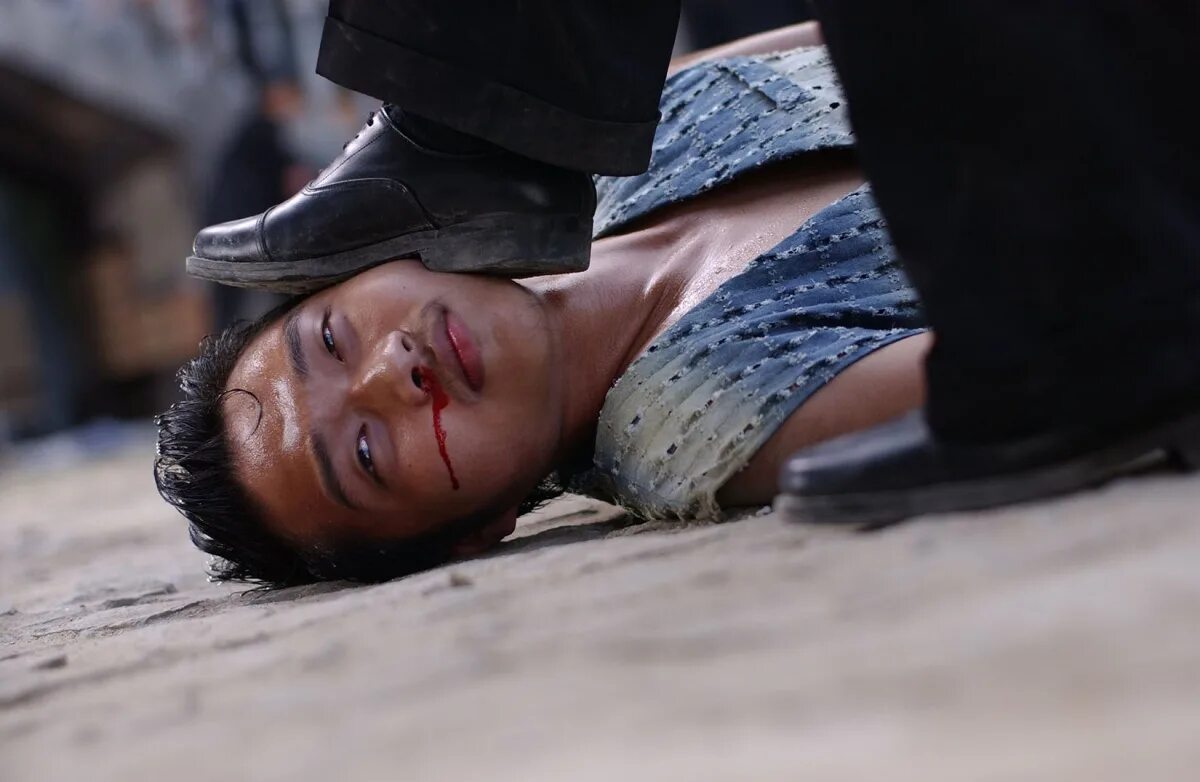 Kung fu hustle. Разборки в стиле кунг-фу. kung fu hustle фильм. разборки в стиле кунг-фу - 2004г. китайский фильм разборки в стиле кунг фу.