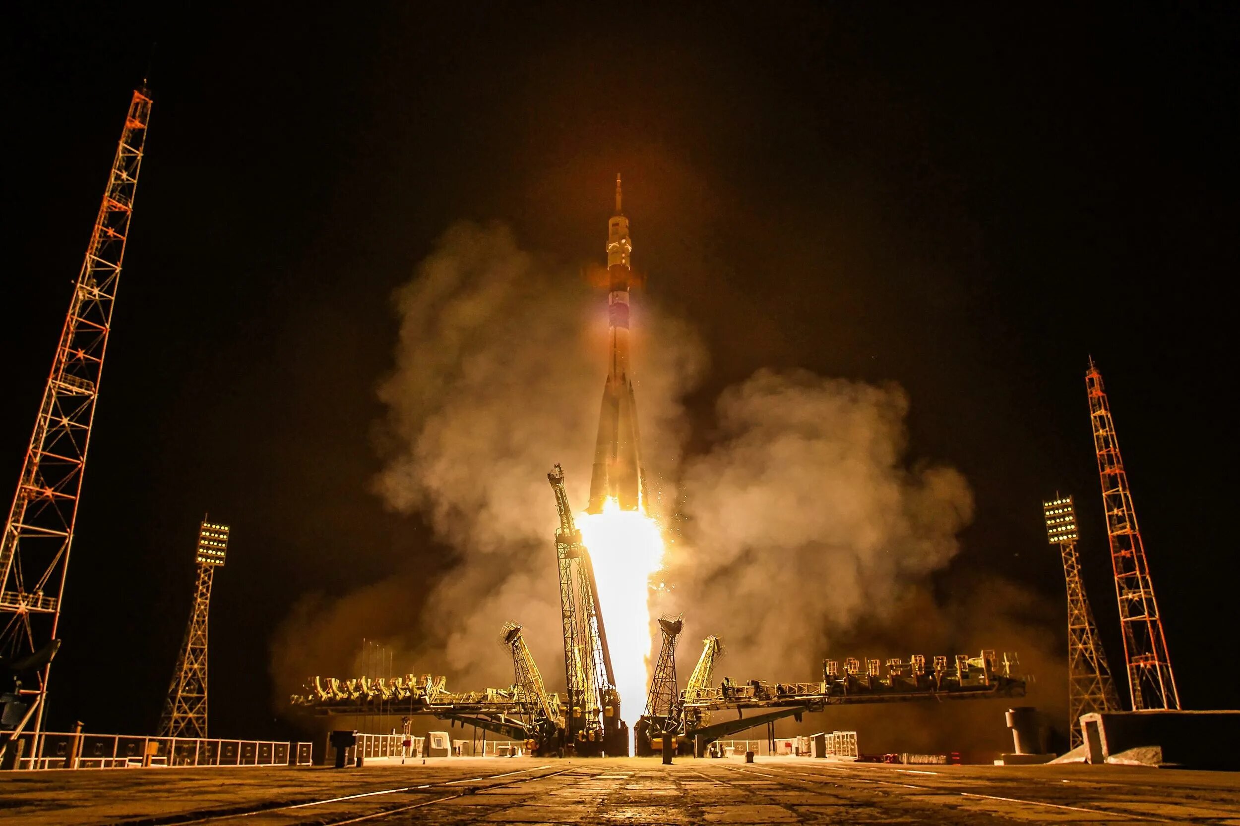 Название первого космодрома. Космодром «Байконур» (Казахстан). Космический центр Байконур. Первый космодром Байконур. Достопримечательности Казахстана космодром Байконур.