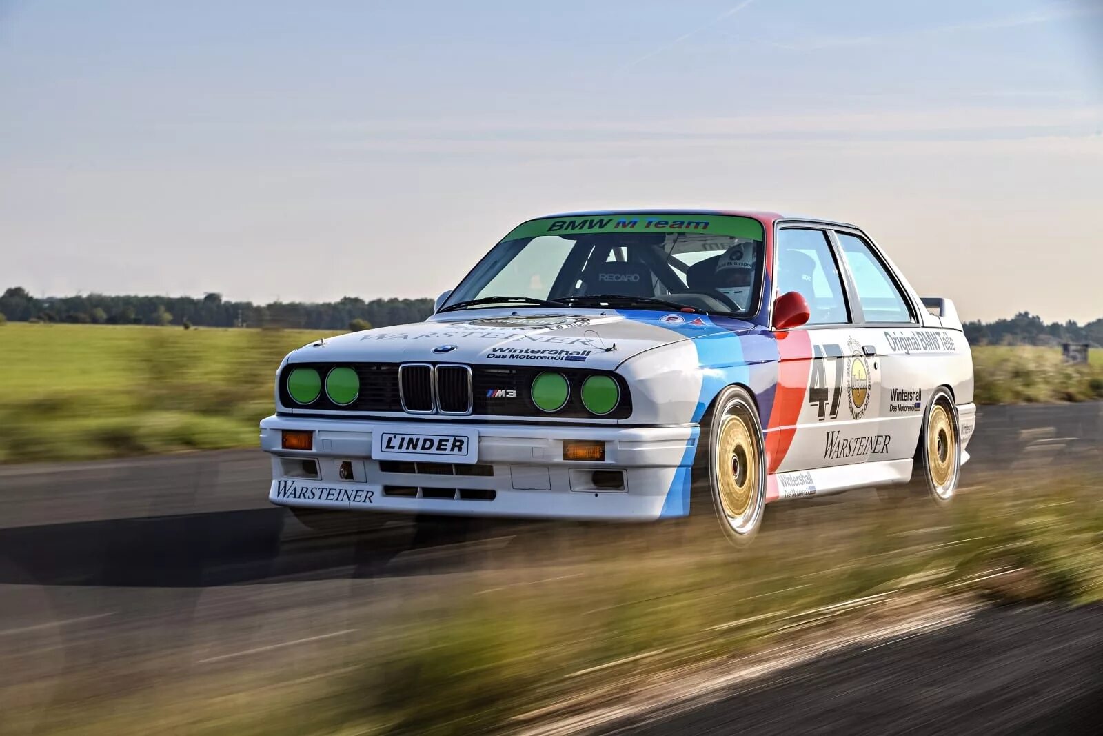 Bmw m 30. BMW m3 e30. BMW e30 DTM. БМВ е30 ДТМ. BMW e30 m.