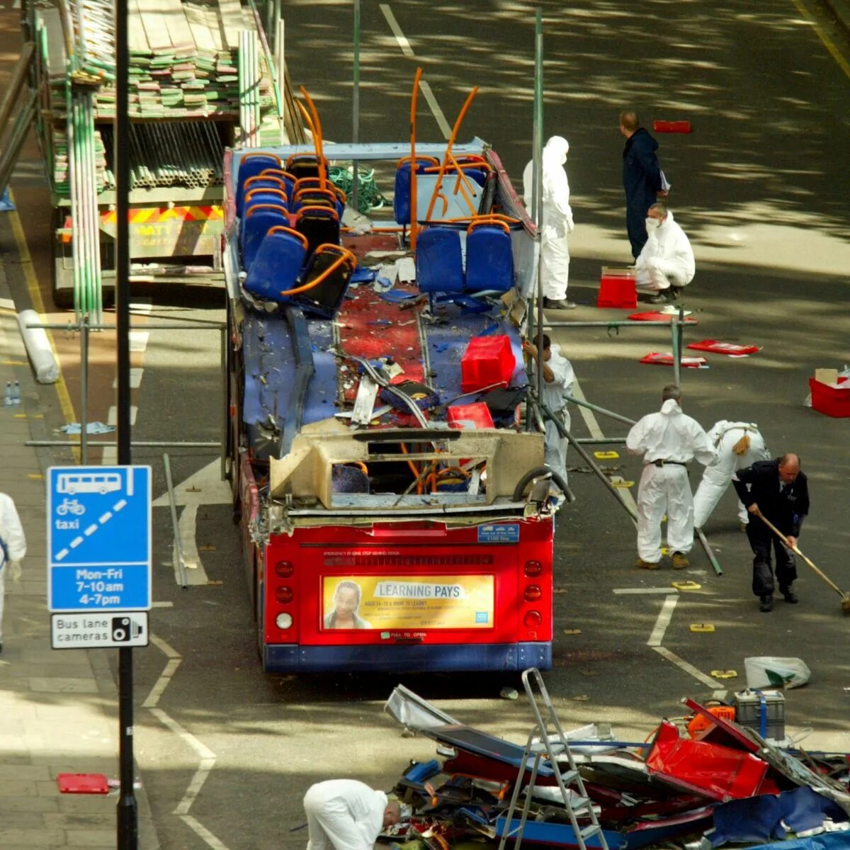 Теракты в лондонском метро 7 июля 2005 года.. Теракты в Великобритании 2005 год.