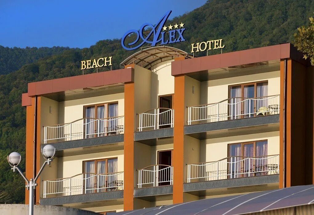 "Alex Resort & Spa Hotel" отель, Гагра. Отель Alex Beach Hotel Абхазия. Алекс Бич Гагра Абхазия. Отель Алекс Резорт Абхазия Гагра.