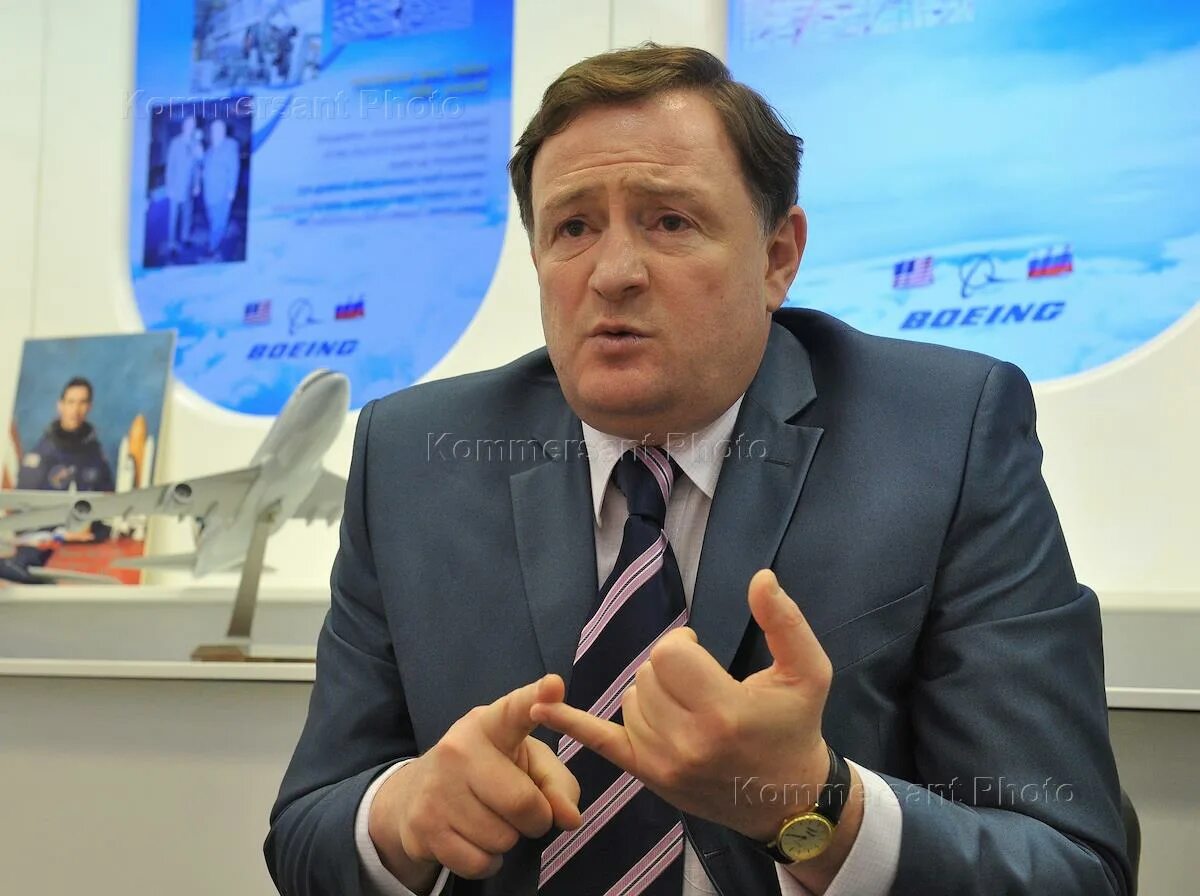 Руководитель российского представительства. Лещинский boeing сергей. представительство боинг в москве руководитель. боинг сергей королев.
