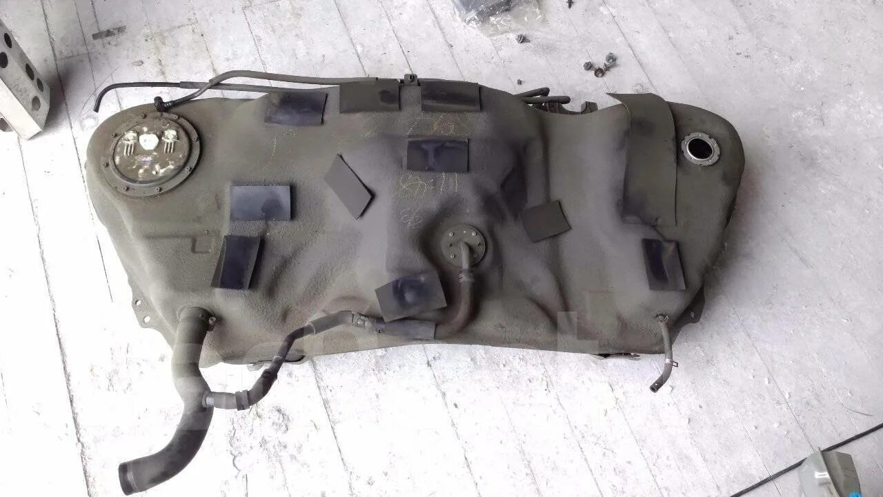 Лексус бак. Бак лексус ис 250. топливный бак в лексус ис 250. бензобак лексус ис250. топливный бак lexus is 250 2008.