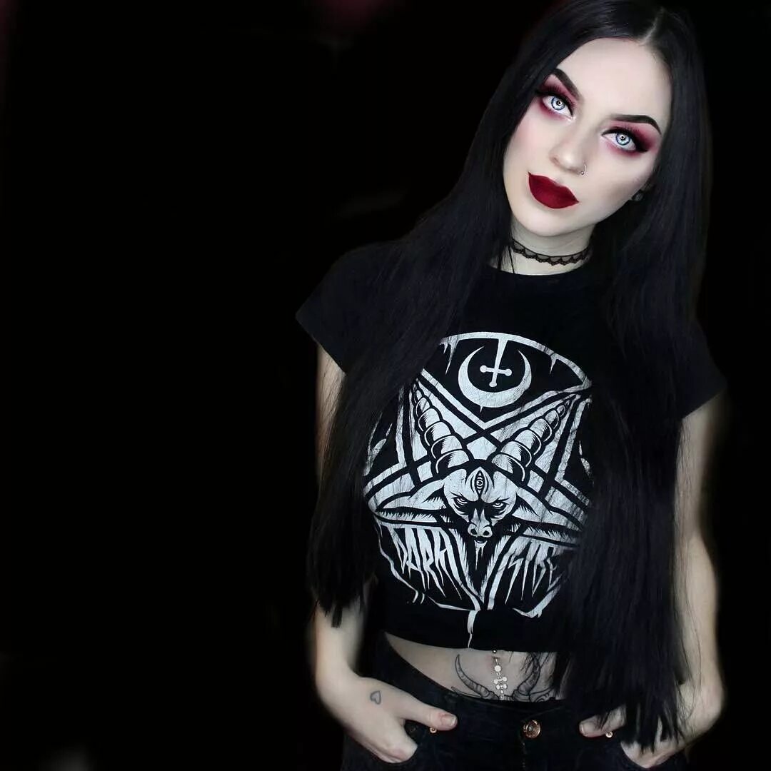 Готы субкультура эстетика. Готы парни. Готы неолурк. Викторианский стиль стрит стайл. Готы 2010.