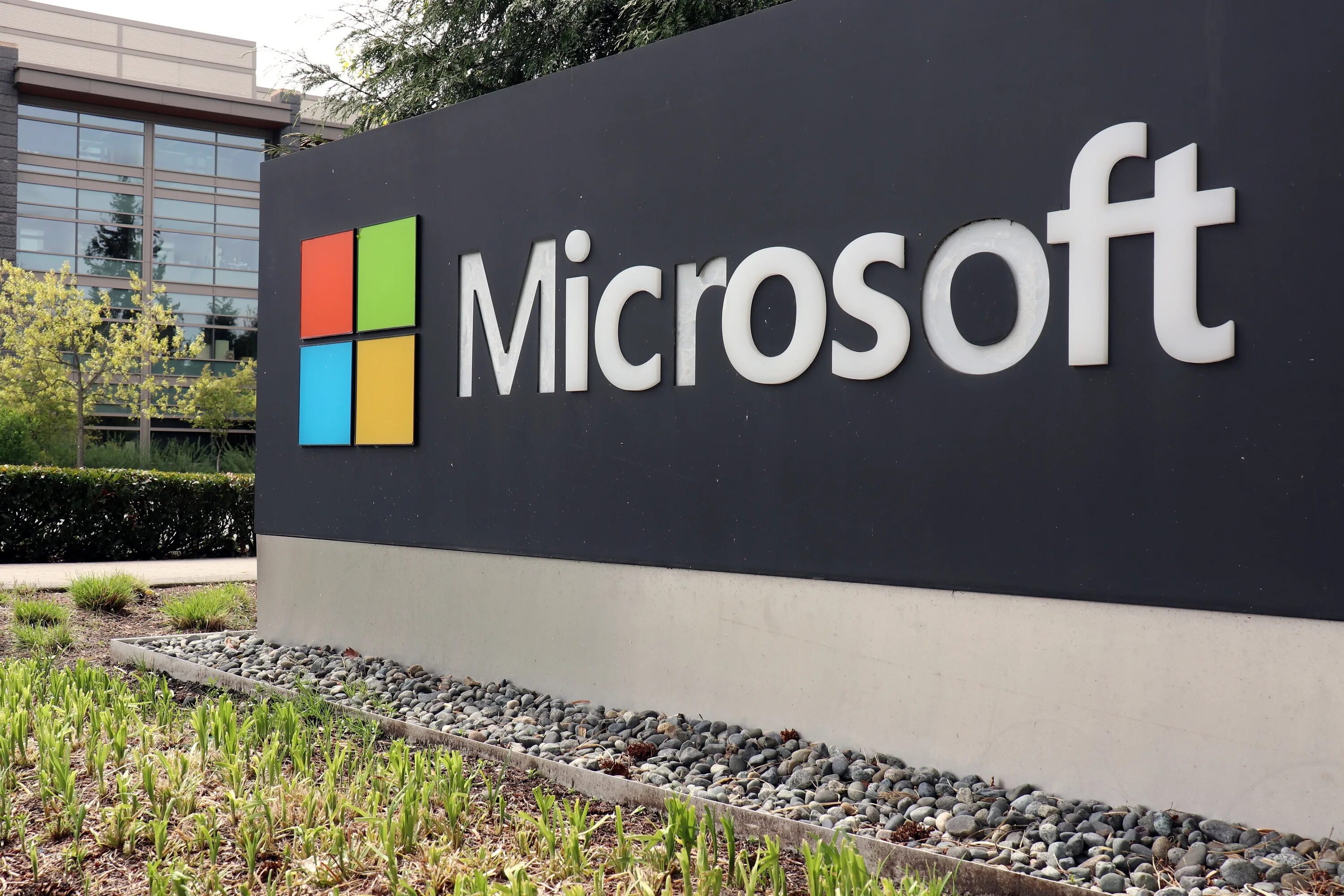 Майкрософт перестанет. Компания майкрософт в канаде. microsoft russia news. вирус-майнер lemonduck. lemonduck вирус.