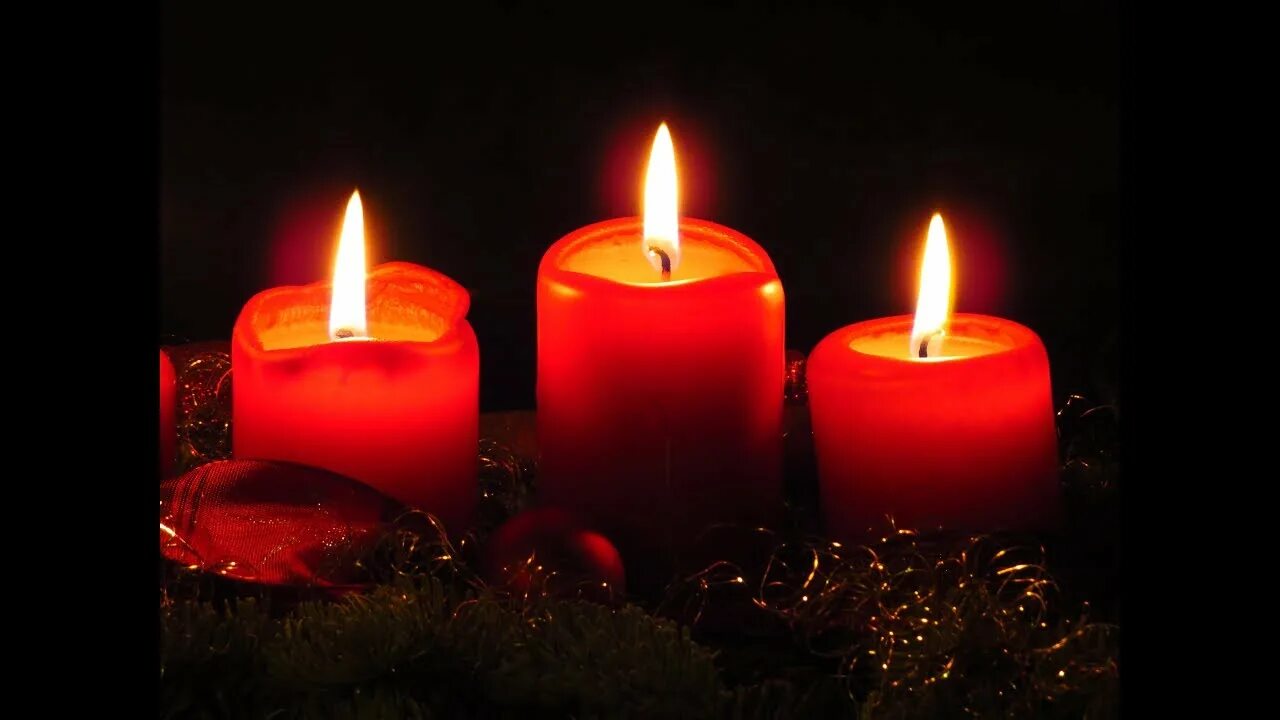 Свеча памяти. Свечка ютуб. Свечка ютуб. Восковые свечи. Горящие восковые свечи.