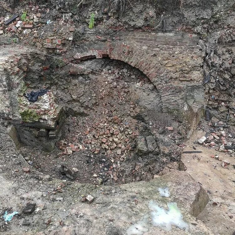 В казани нашли старые строения. Казань раскопки. Что нашли в казани. Что нашли в казани. Старое здание.