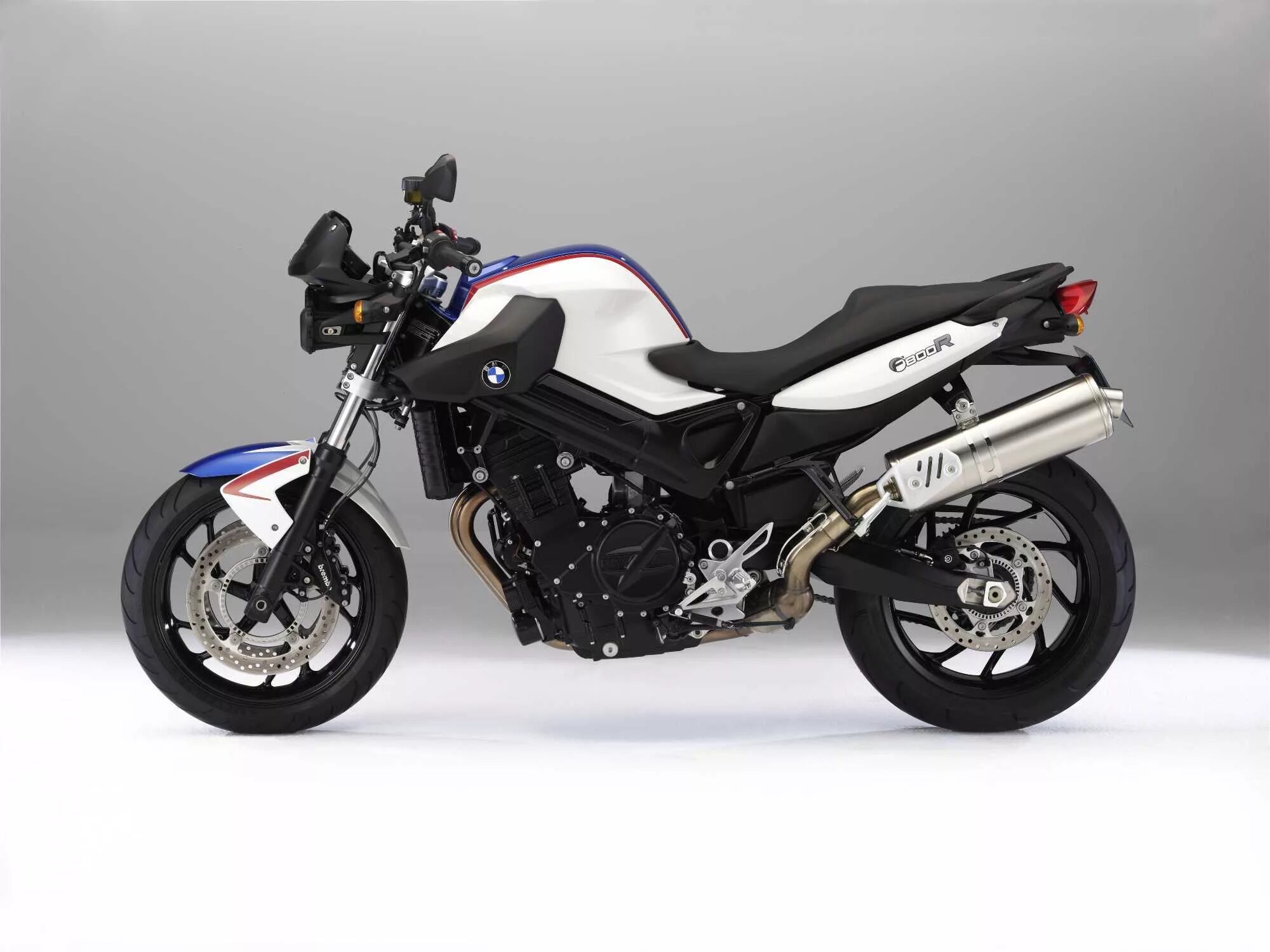 Мото бмв 800. Bmw g30. Bmw f800r 2015. Мотоцикл бмв 800r. Bmw m3 g20.