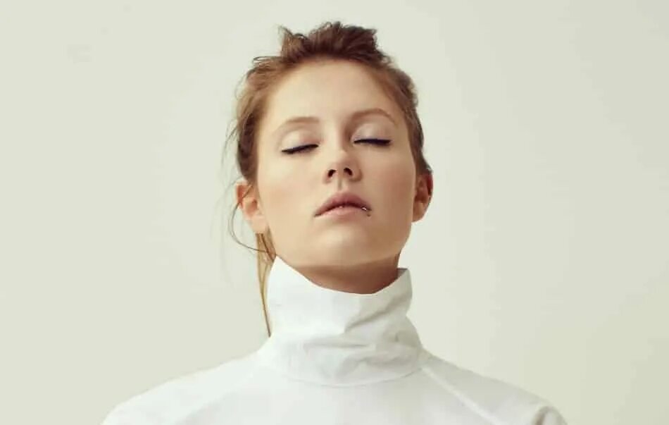 Charlotte de witte age. Enrico sangiuliano charlotte de witte. гиф charlotte de witte. шарлот и энрико.