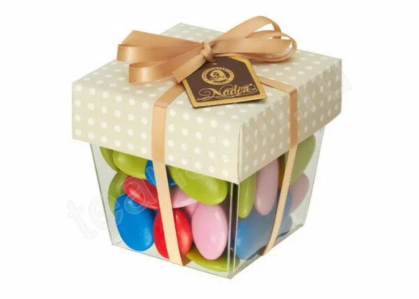 Драже в коробочке. Драже helis ассорти 190г. Мятные конфеты в металлической коробке. Конфеты шоколадные драже. Драже освежающее в коробочке.